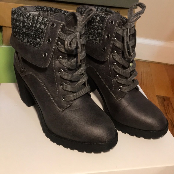 Boots - Picture 1 of 5